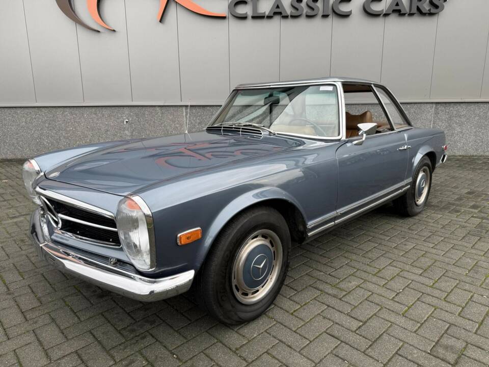 Immagine 19/50 di Mercedes-Benz 280 SL (1969)
