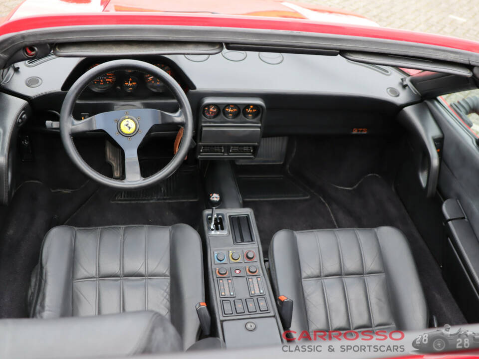 Image 41/44 of Ferrari 328 GTS (1987)