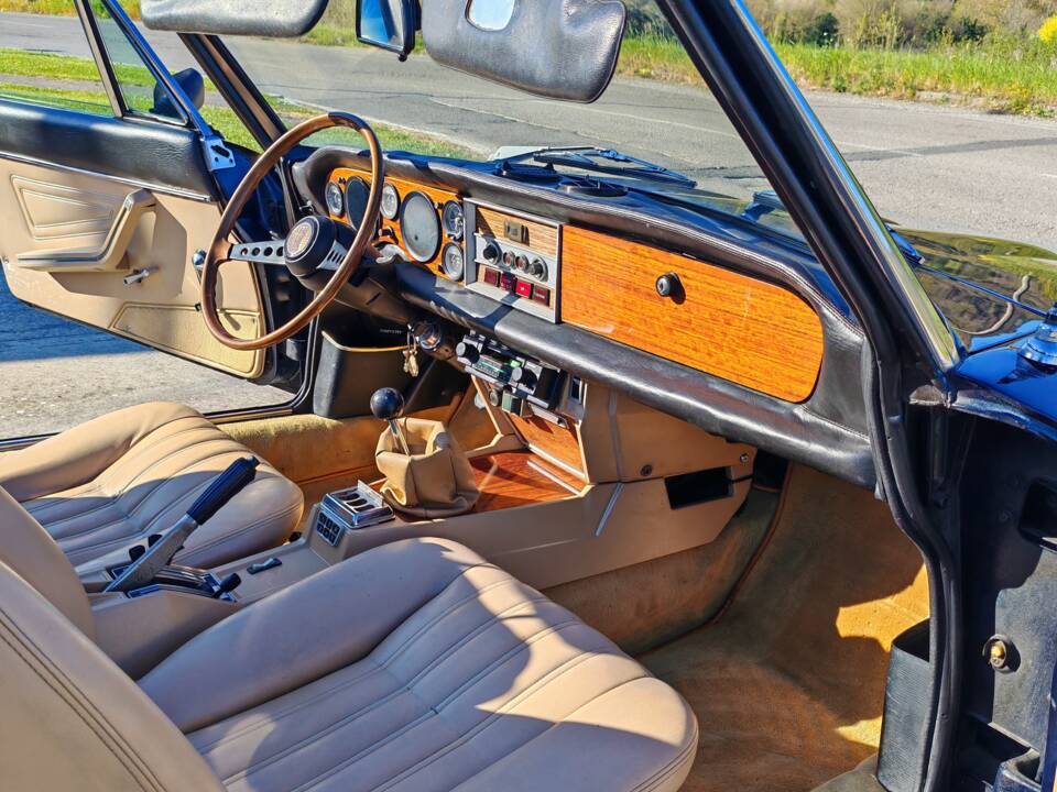 Image 35/42 of FIAT 124 Spider CS1 (1975)