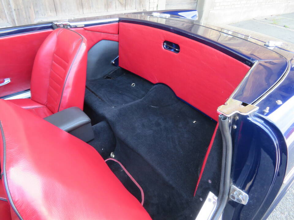 Image 9/23 de Sunbeam Tiger Mk I (1966)