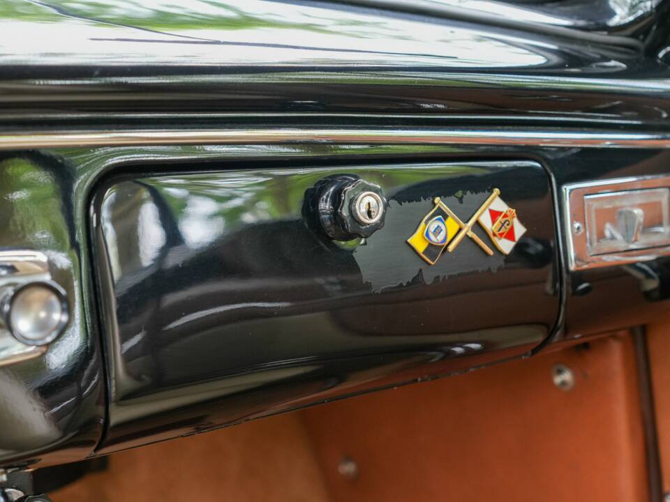 Image 18/33 de Lancia Aurelia B20 GT 2500 (1957)