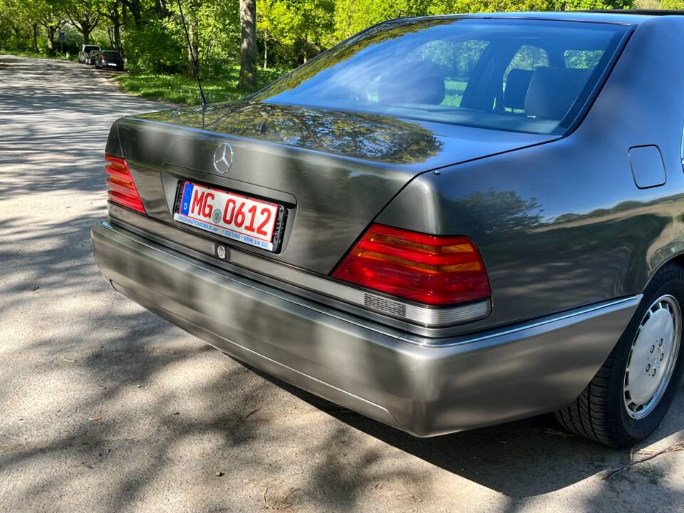 Image 35/44 of Mercedes-Benz 400 SEL (1992)