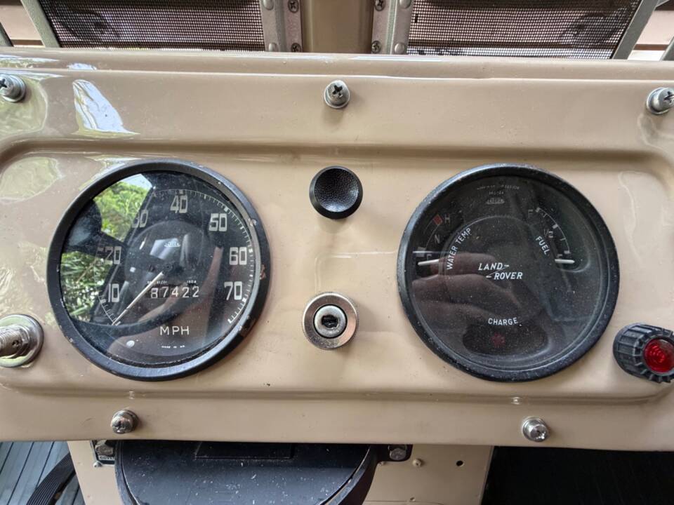 Image 7/17 of Land Rover 88 (1980)