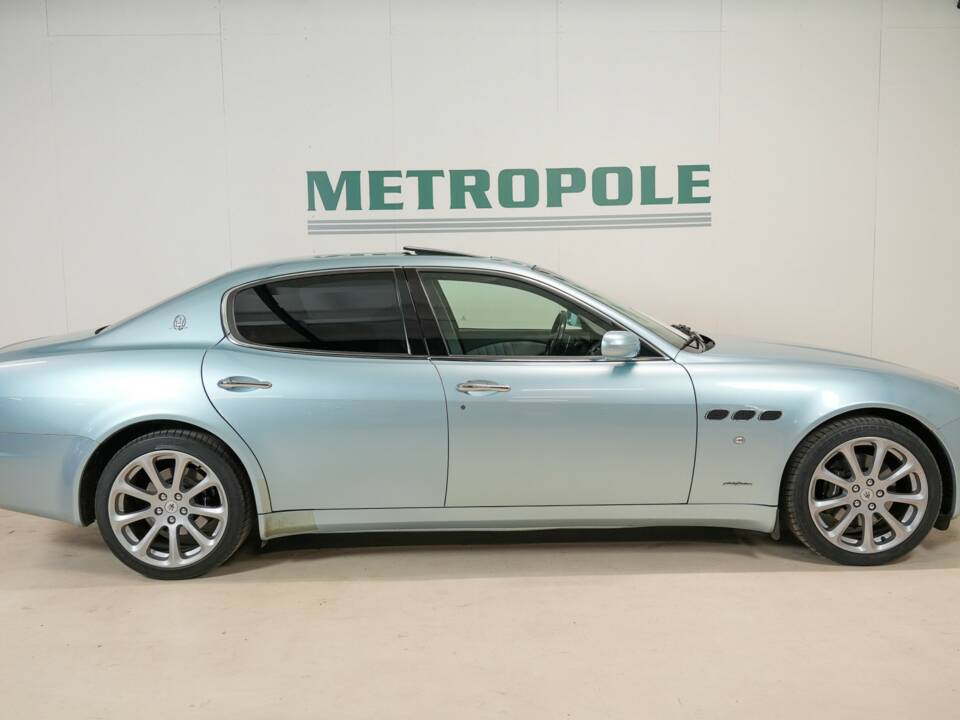 Bild 11/38 von Maserati Quattroporte 4.2 (2005)