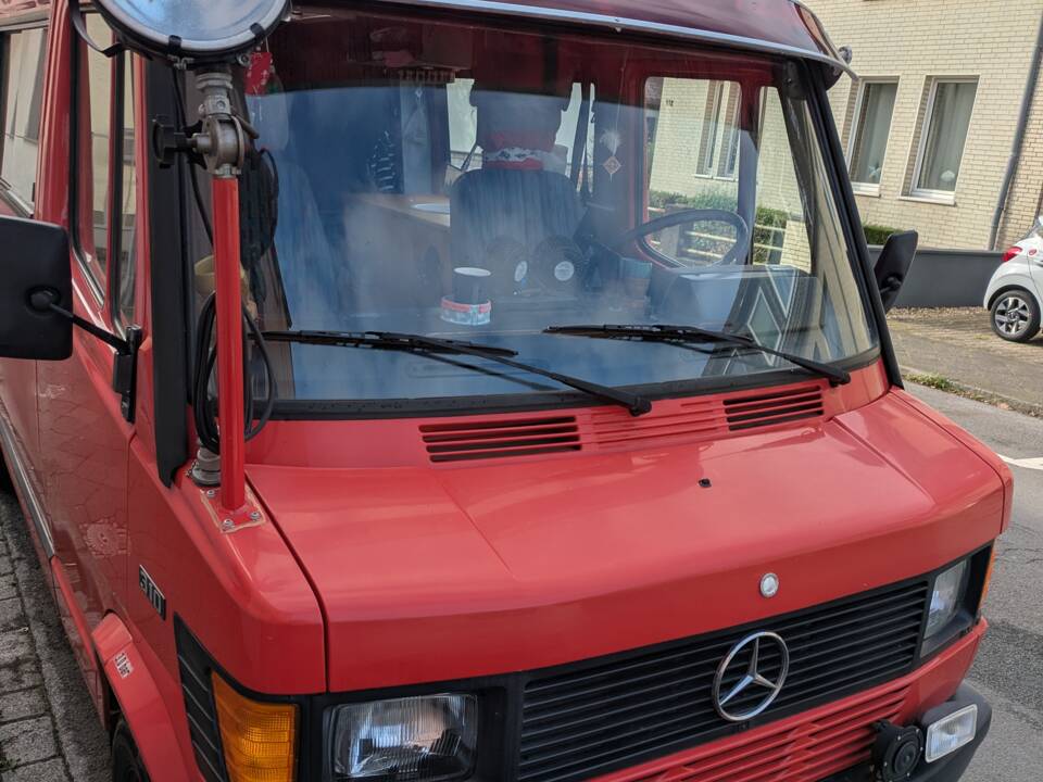 Immagine 21/29 di Mercedes-Benz T1 310 (1993)