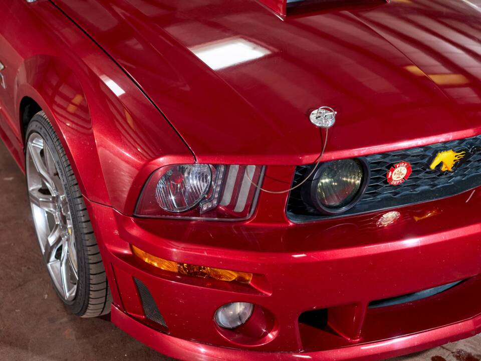 Image 29/68 of Ford Mustang GT (2005)