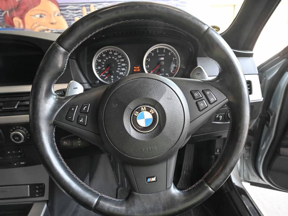 Immagine 27/58 di BMW M5 (2007)