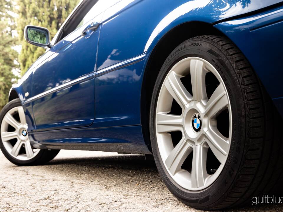 Image 34/56 of BMW 323Ci (2000)