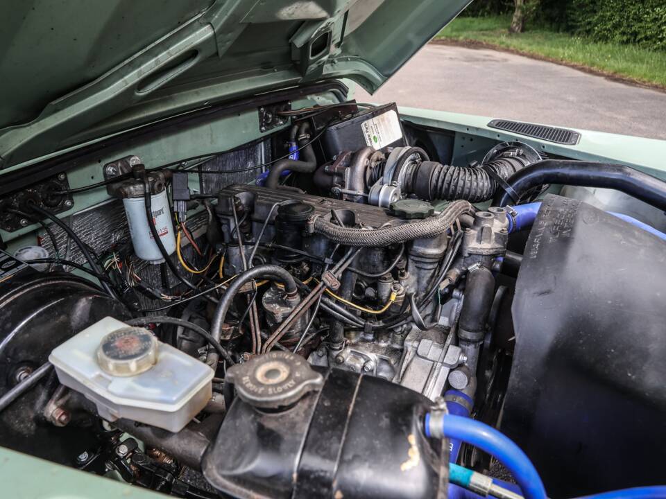 Afbeelding 11/36 van Land Rover 110 (1989)