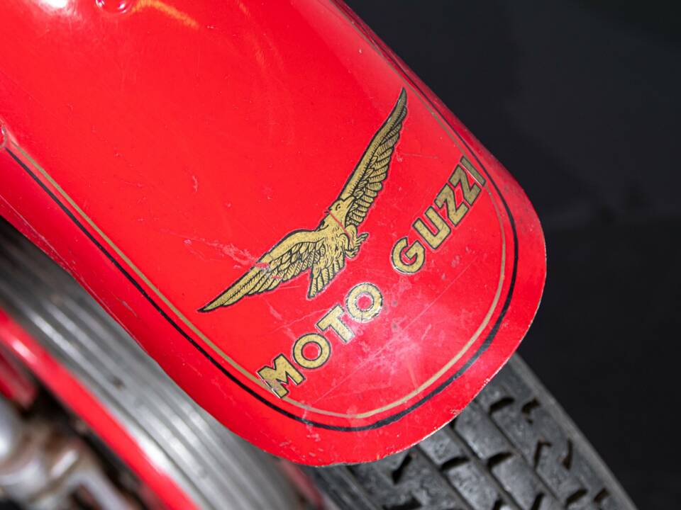 Image 46/50 of Moto Guzzi DUMMY (1955)