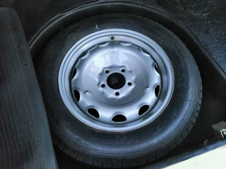 Image 21/29 of Alfa Romeo 2600 Sprint (1966)