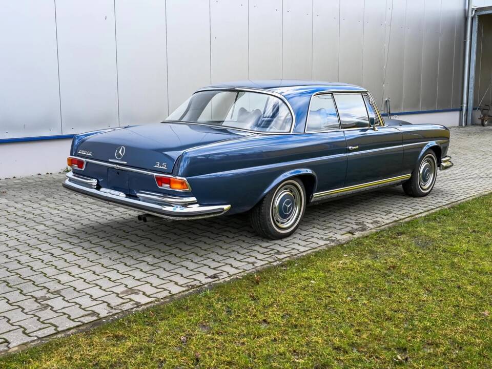 Imagen 2/13 de Mercedes-Benz 280 SE 3,5 (1971)