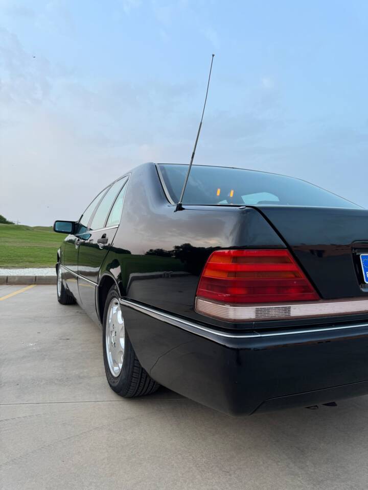 Bild 4/37 von Mercedes-Benz S 320 (1994)