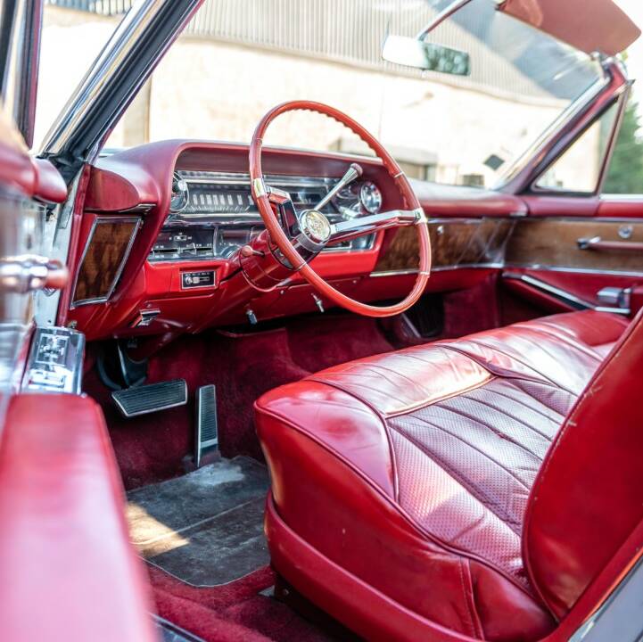 Bild 14/18 von Cadillac Eldorado Convertible (1964)