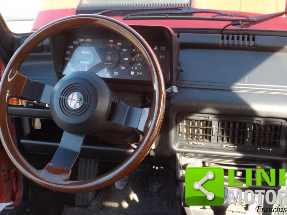 Bild 8/9 von Alfa Romeo Giulietta 1.8 (1982)