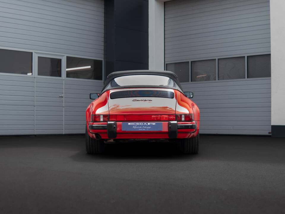 Image 9/29 of Porsche 911 Carrera 3.2 (1989)