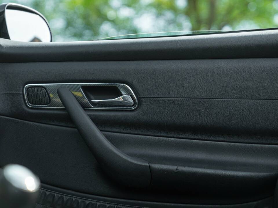 Image 38/50 of Mercedes-Benz SLK 200 Kompressor (1998)