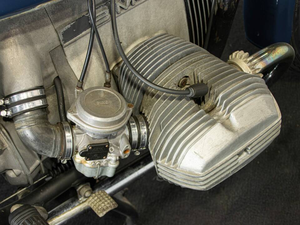 Image 38/50 of BMW R 45 (1980)