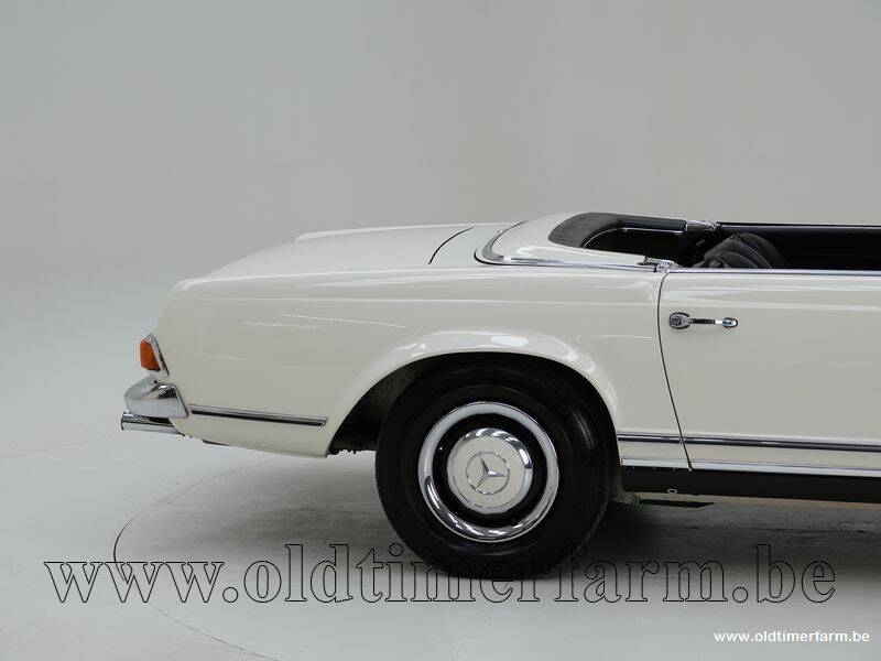 Image 15/15 of Mercedes-Benz 280 SL (1969)