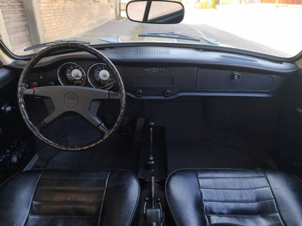 Image 10/21 of Volkswagen Karmann Ghia 1600 (1972)