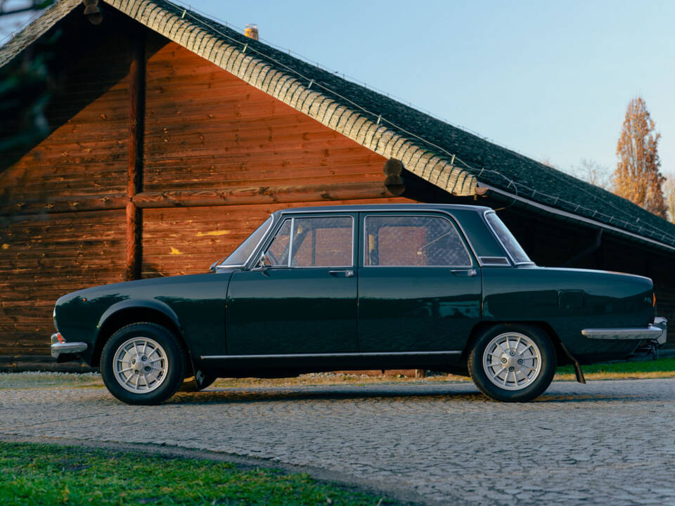 Image 11/78 de Alfa Romeo 1750 Berlina (1970)