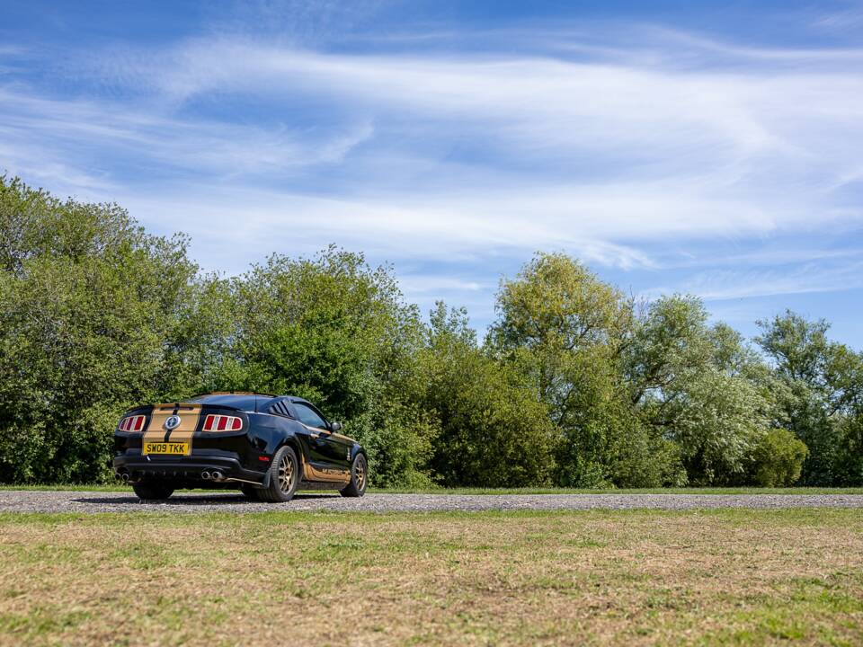 Image 16/50 of Ford Mustang V6 (2009)