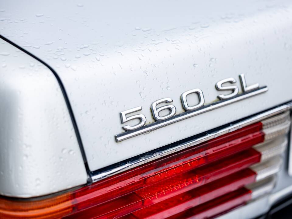 Image 9/31 of Mercedes-Benz 560 SL (1987)