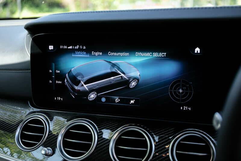 Image 20/45 de Mercedes-Benz AMG E 63 S 4MATIC+ T (2021)