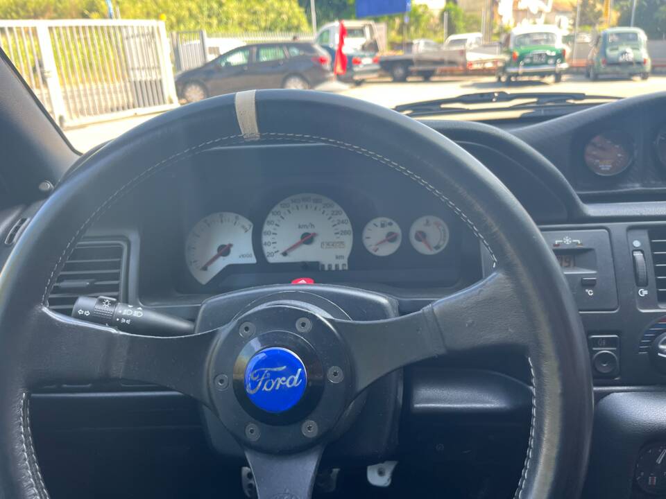 Bild 20/24 von Ford Escort RS Cosworth (1993)