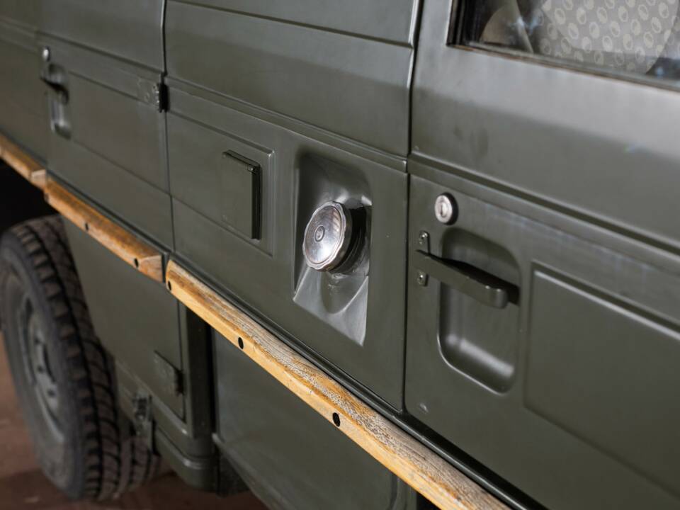 Image 65/68 of Steyr-Puch Pinzgauer 710 K (1973)