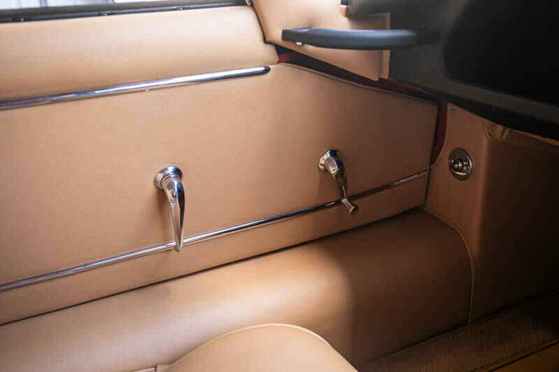 Afbeelding 29/49 van Jaguar E-Type 3.8 (1962)