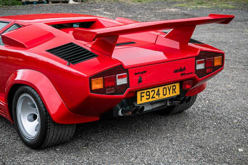 Bild 9/43 von Lamborghini Countach LP 5000 S QV (1988)