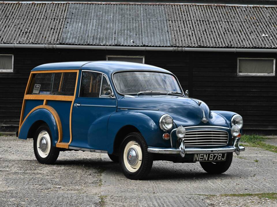 Image 16/50 of Morris Minor 1000 Traveller (1971)