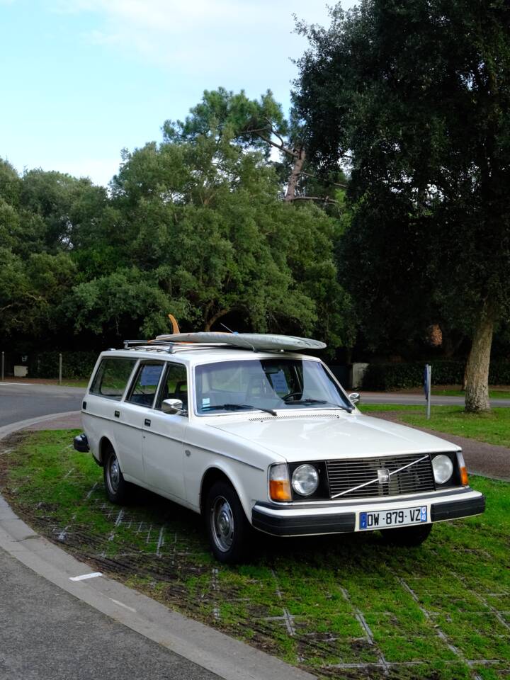 Bild 7/16 von Volvo 245 (1976)