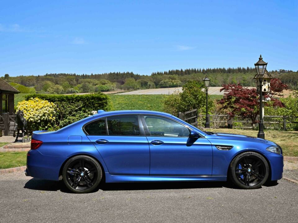 Bild 14/50 von BMW M5 (2014)