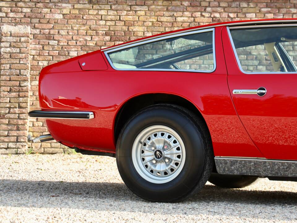 Image 41/50 de Maserati Indy 4700 (1971)