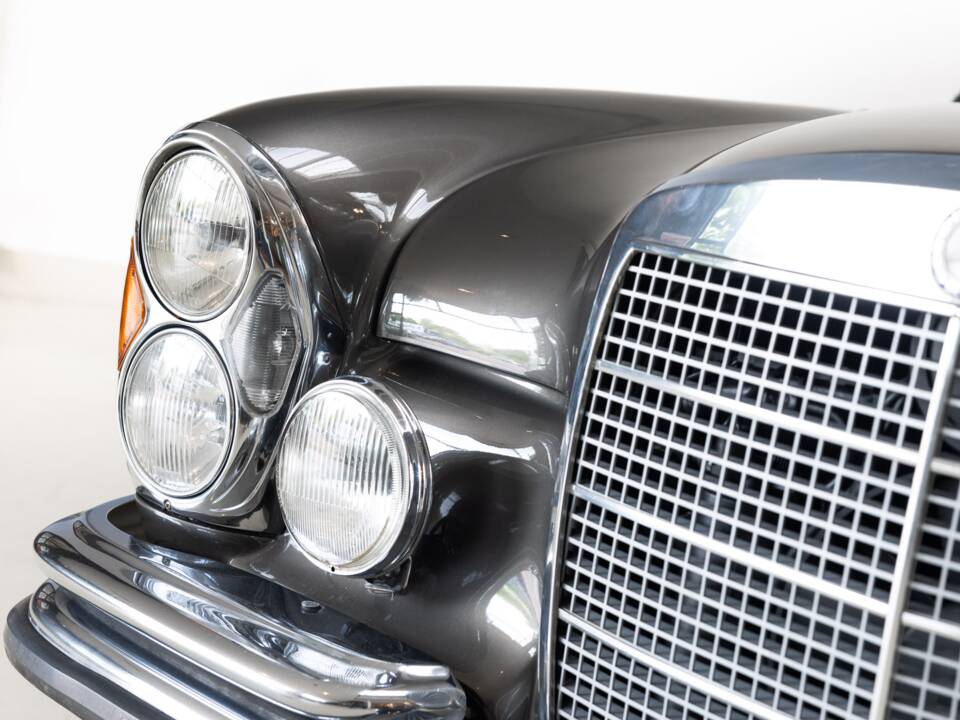 Bild 23/32 von Mercedes-Benz 300 SEL 3.5 (1970)