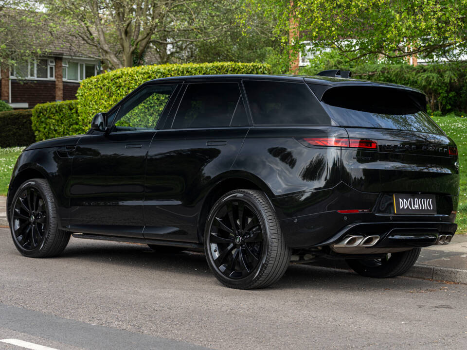 Image 4/32 of Land Rover Range Rover Sport P530 (2023)