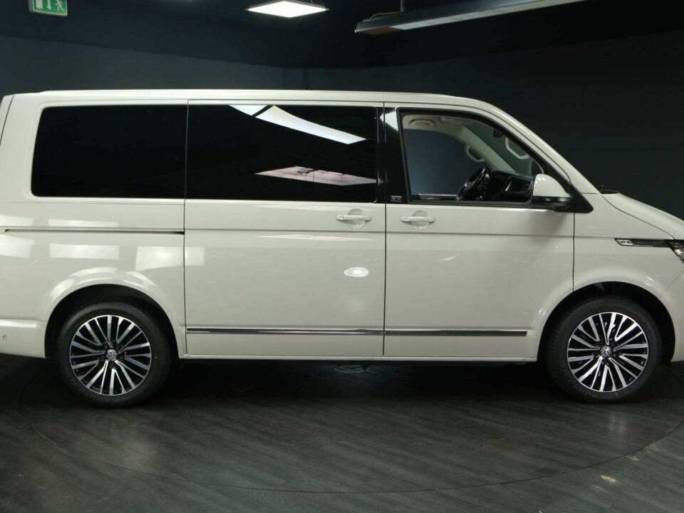 Image 6/50 of Volkswagen T6 Multivan 2.0 TDI (2020)