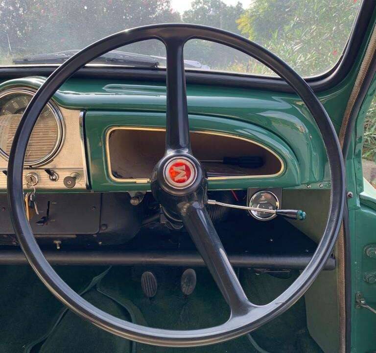 Immagine 31/83 di Morris Minor 1000 Traveller (1969)