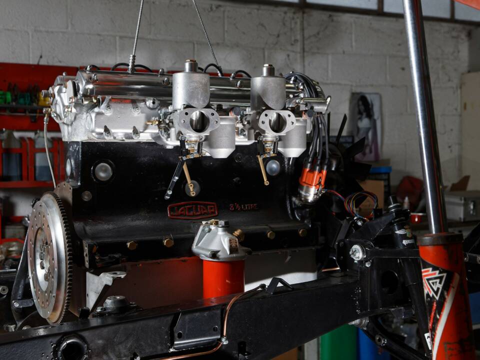 Image 50/50 of Jaguar E-Type 4.2 (1965)