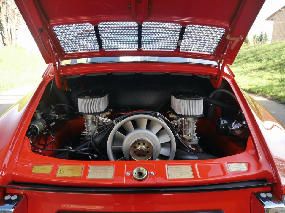 Image 17/20 of Porsche 911 2.0 S (1967)