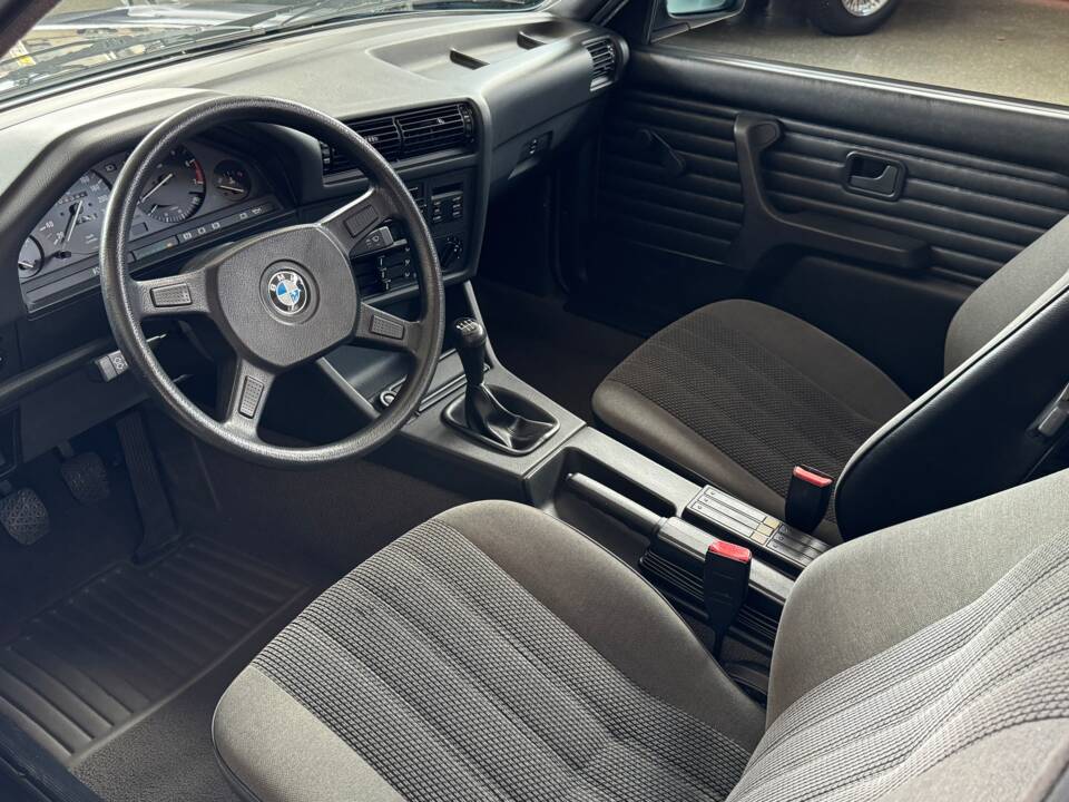 Imagen 14/19 de BMW 316i Baur TC (1990)