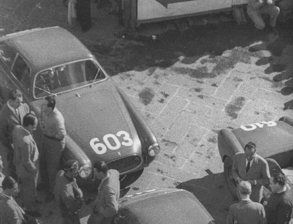 Image 57/61 of Ferrari 225 S (1952)