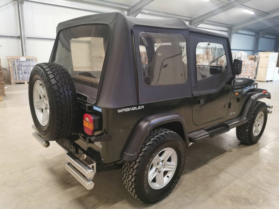 Bild 8/8 von Jeep Wrangler YJ 4.0L (1996)