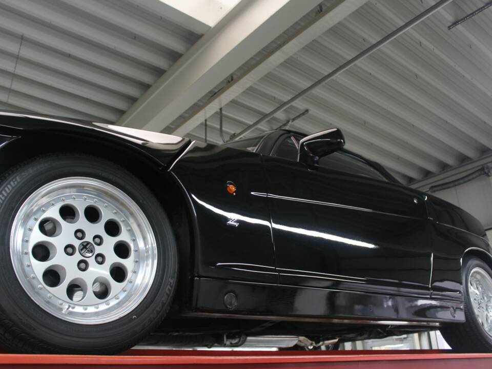 Imagen 17/50 de Alfa Romeo RZ (1994)