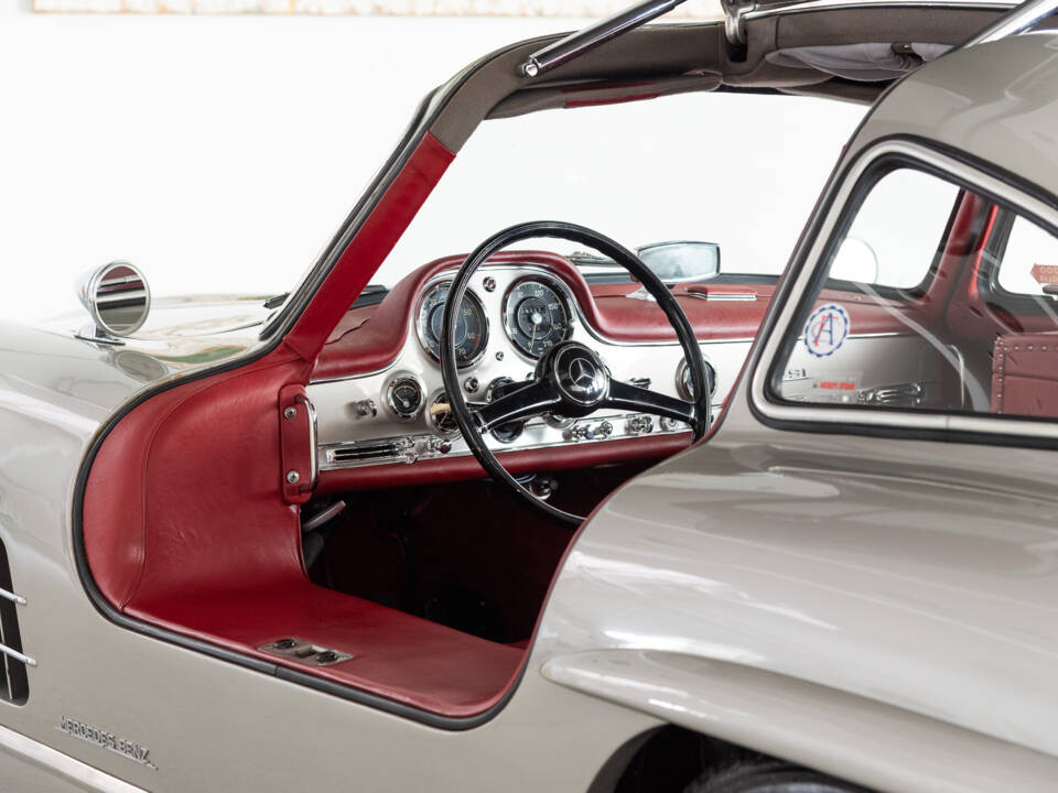 Image 28/48 de Mercedes-Benz 300 SL &quot;Papillon&quot; (1956)
