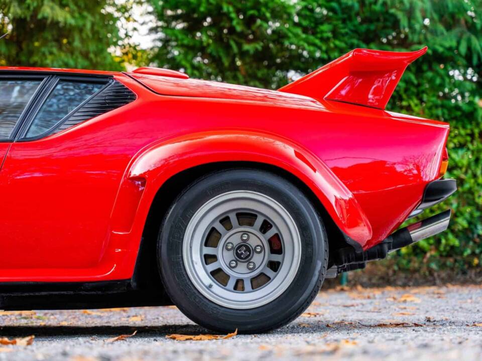 Image 35/61 of De Tomaso Pantera GT5 (1984)