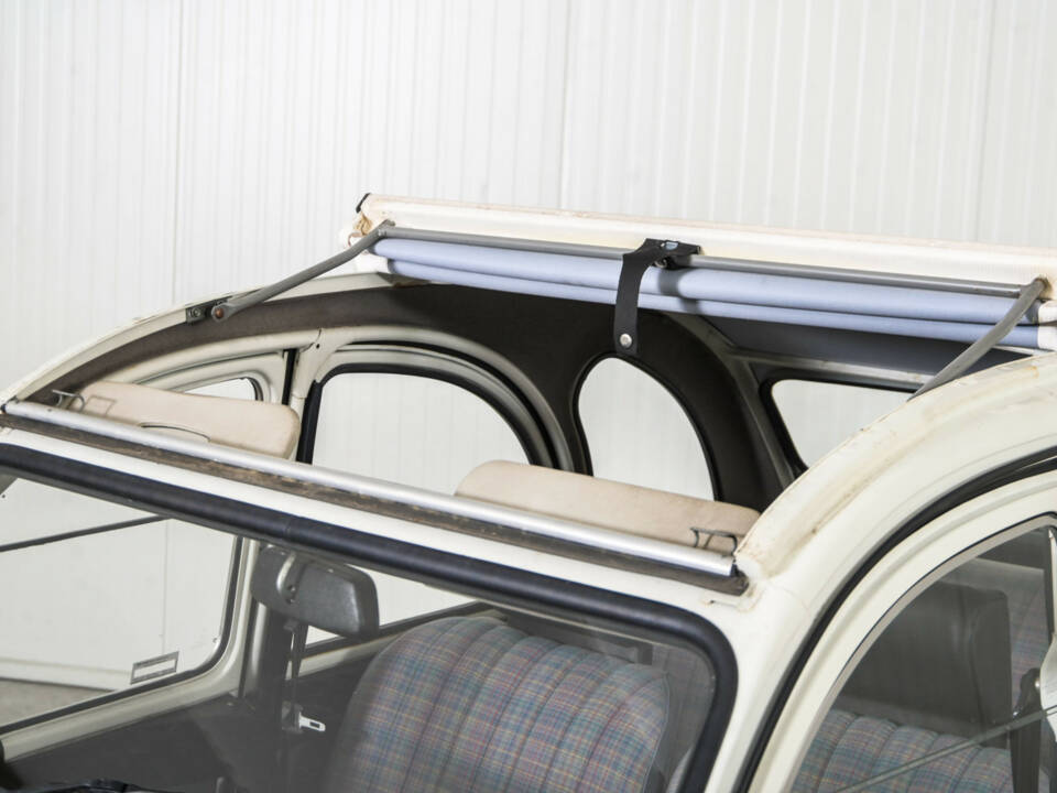 Image 45/50 de Citroën 2 CV 6 (1986)
