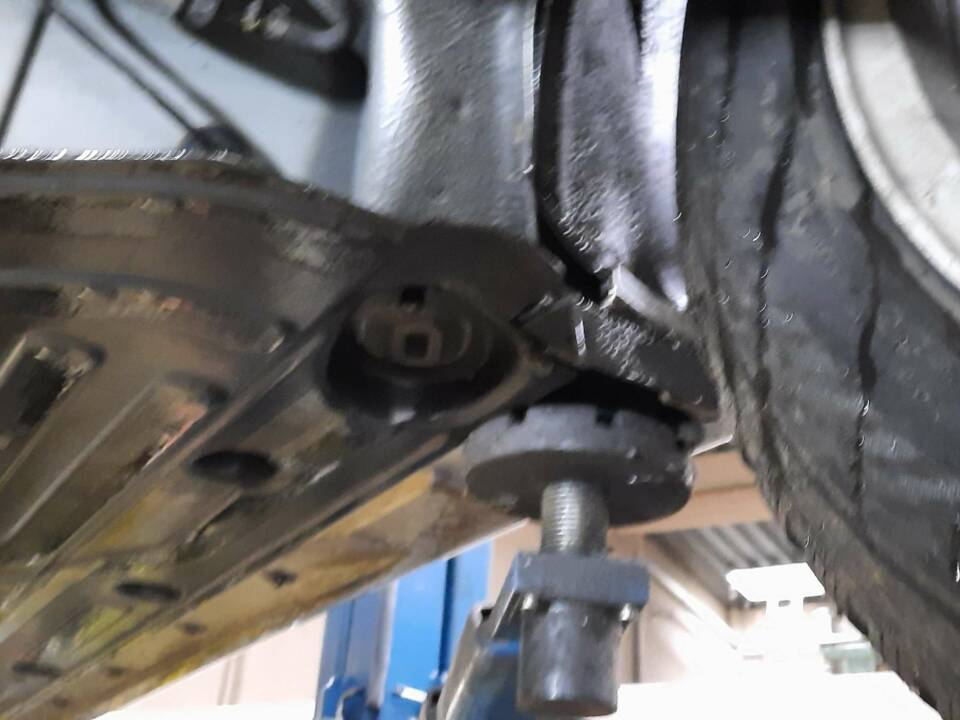 Bild 18/24 von Mercedes-Benz S 400 CDI (2001)